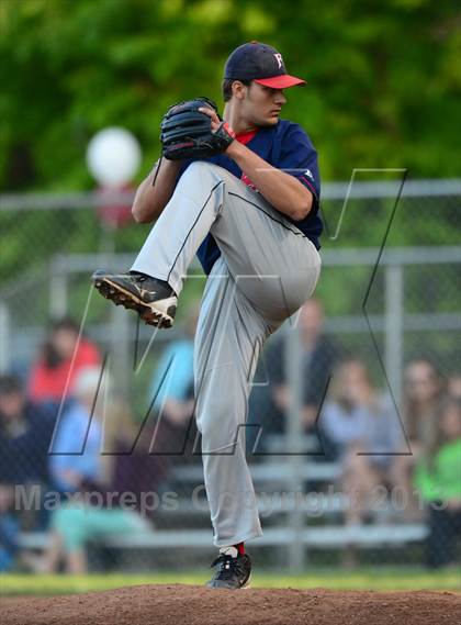 Thumbnail 2 in Foran @ North Haven photogallery.