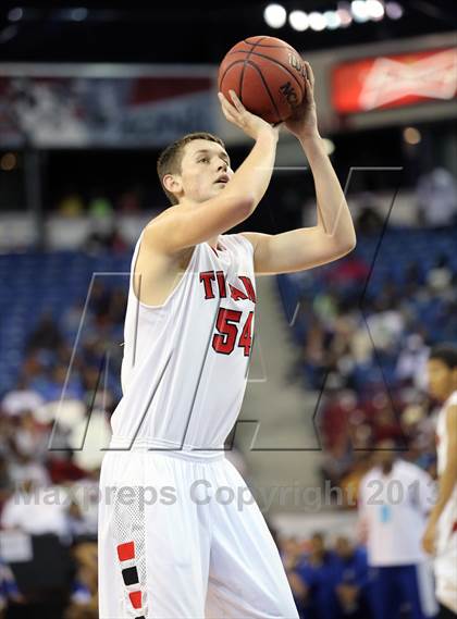Thumbnail 3 in Grant vs Antelope (CIF SJS D2 Final) photogallery.