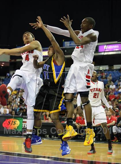 Thumbnail 1 in Grant vs Antelope (CIF SJS D2 Final) photogallery.