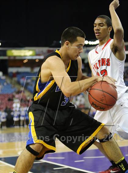 Thumbnail 2 in Grant vs Antelope (CIF SJS D2 Final) photogallery.