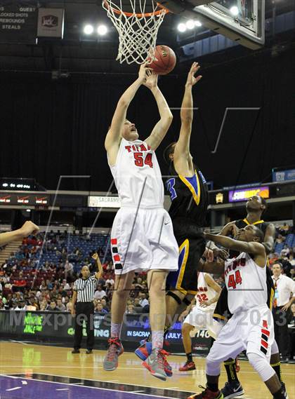 Thumbnail 3 in Grant vs Antelope (CIF SJS D2 Final) photogallery.
