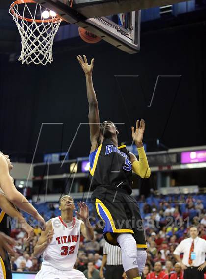Thumbnail 3 in Grant vs Antelope (CIF SJS D2 Final) photogallery.