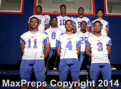 Thumbnail 3 in Serra (2014 Preseason Top 25 Photo Shoot) photogallery.