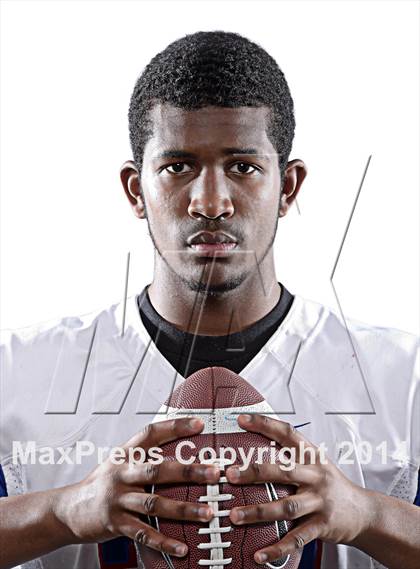 Thumbnail 2 in Serra (2014 Preseason Top 25 Photo Shoot) photogallery.