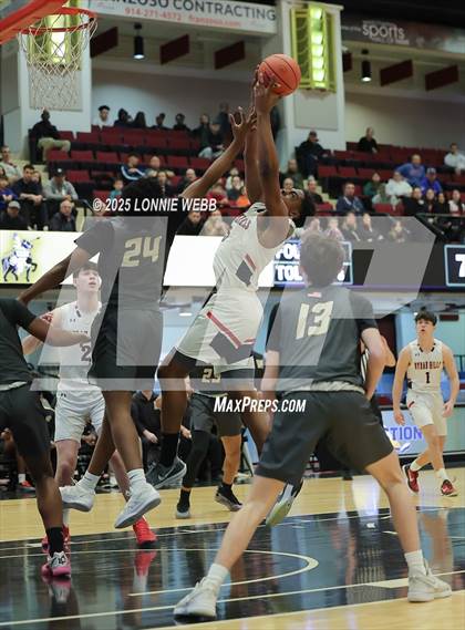 Thumbnail 3 in Byram Hills vs. Nanuet (NYSPHSAA Section 1 Class A Semifinal photogallery.