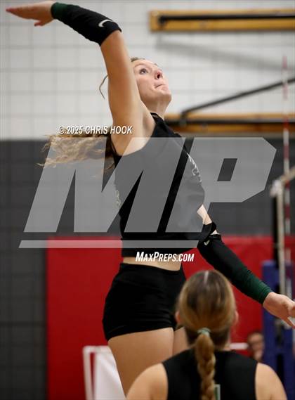 Thumbnail 3 in Tanque Verde vs. Sahuaro (Lancer Invitational) photogallery.