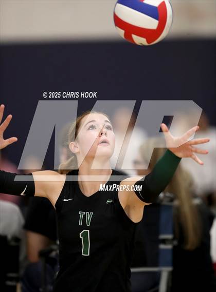 Thumbnail 3 in Tanque Verde vs. Sahuaro (Lancer Invitational) photogallery.