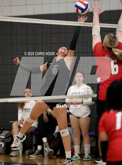 Thumbnail 2 in Tanque Verde vs. Sahuaro (Lancer Invitational) photogallery.