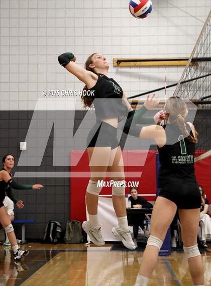 Thumbnail 3 in Tanque Verde vs. Sahuaro (Lancer Invitational) photogallery.
