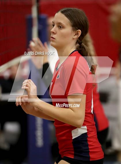 Thumbnail 3 in Tanque Verde vs. Sahuaro (Lancer Invitational) photogallery.