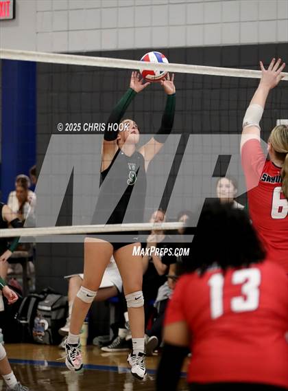 Thumbnail 2 in Tanque Verde vs. Sahuaro (Lancer Invitational) photogallery.