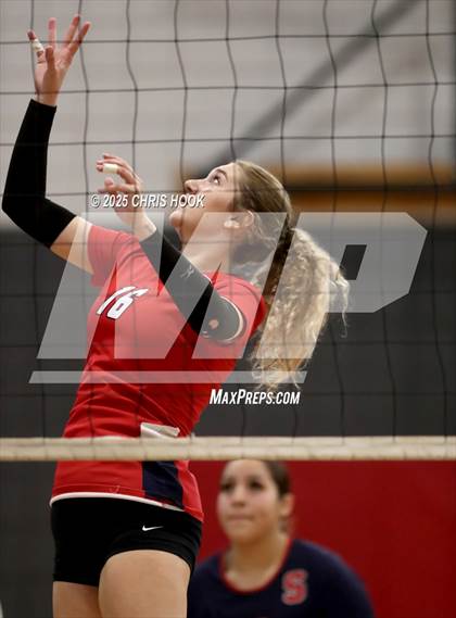 Thumbnail 1 in Tanque Verde vs. Sahuaro (Lancer Invitational) photogallery.