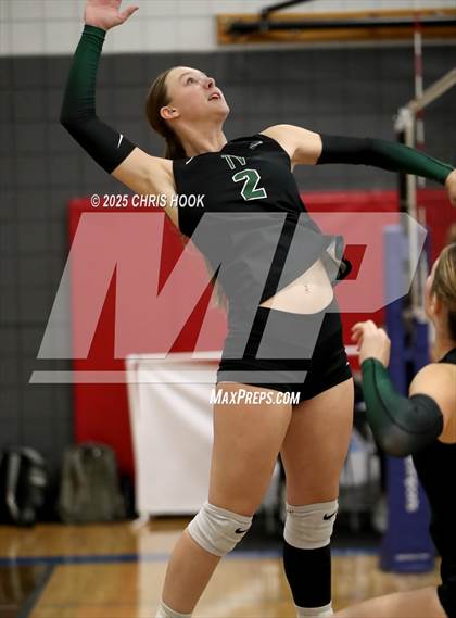 Thumbnail 1 in Tanque Verde vs. Sahuaro (Lancer Invitational) photogallery.