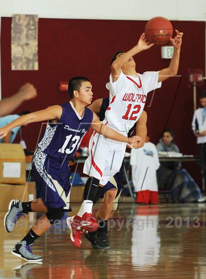 Thumbnail 3 in Diamond Bar vs. Great Oak (MaxPreps Holiday Classic) photogallery.