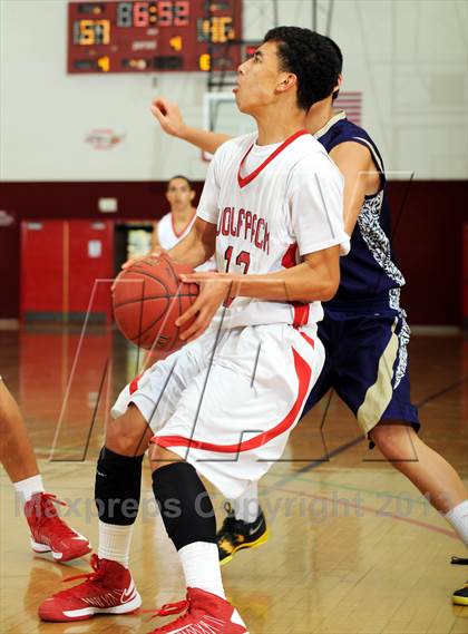 Thumbnail 3 in Diamond Bar vs. Great Oak (MaxPreps Holiday Classic) photogallery.