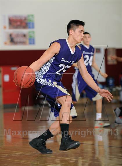Thumbnail 3 in Diamond Bar vs. Great Oak (MaxPreps Holiday Classic) photogallery.