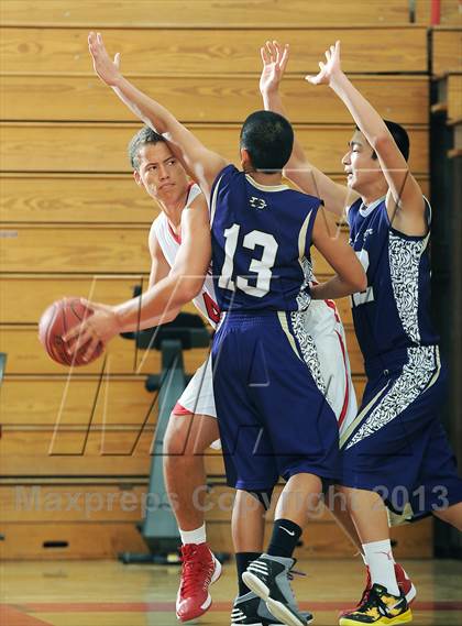 Thumbnail 2 in Diamond Bar vs. Great Oak (MaxPreps Holiday Classic) photogallery.