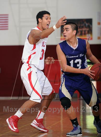 Thumbnail 3 in Diamond Bar vs. Great Oak (MaxPreps Holiday Classic) photogallery.