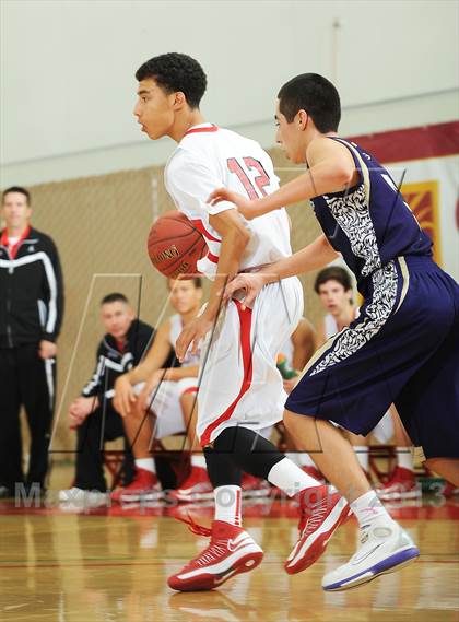 Thumbnail 3 in Diamond Bar vs. Great Oak (MaxPreps Holiday Classic) photogallery.