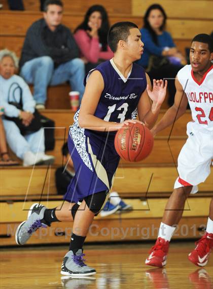 Thumbnail 3 in Diamond Bar vs. Great Oak (MaxPreps Holiday Classic) photogallery.
