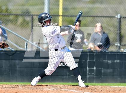 Thumbnail 1 in Ellison @ Vandegrift (Pennybacker Classic) photogallery.