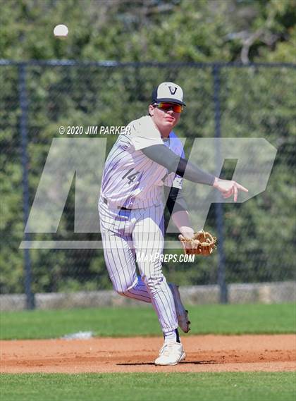 Thumbnail 1 in Ellison @ Vandegrift (Pennybacker Classic) photogallery.