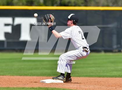 Thumbnail 1 in Ellison @ Vandegrift (Pennybacker Classic) photogallery.