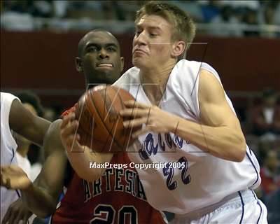 Thumbnail 1 in Artesia vs. St. Augustine (SoCal D3 Final) photogallery.