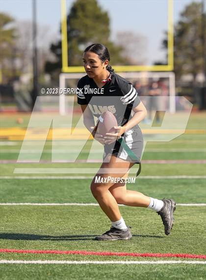 Thumbnail 1 in Valley Stream District vs. West Hempstead photogallery.