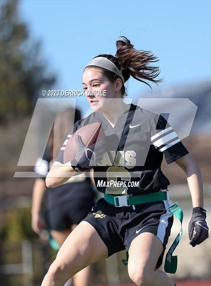 Thumbnail 3 in Valley Stream District vs. West Hempstead photogallery.