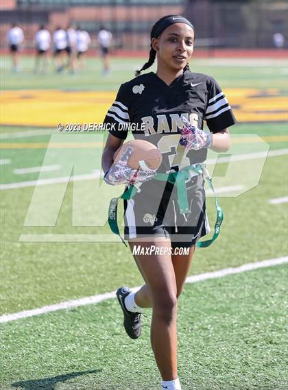 Thumbnail 2 in Valley Stream District vs. West Hempstead photogallery.