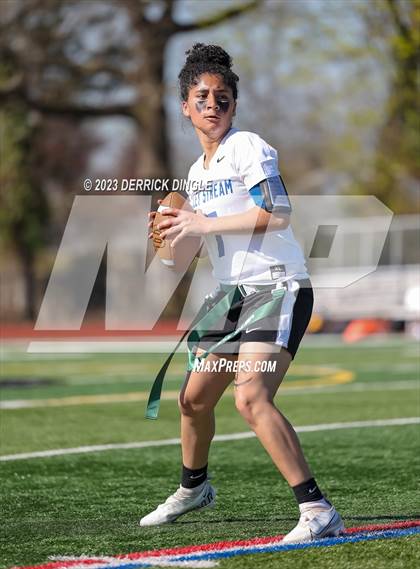 Thumbnail 1 in Valley Stream District vs. West Hempstead photogallery.