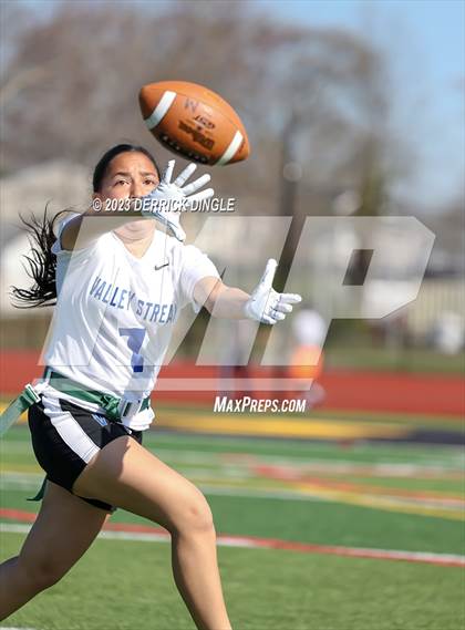 Thumbnail 3 in Valley Stream District vs. West Hempstead photogallery.
