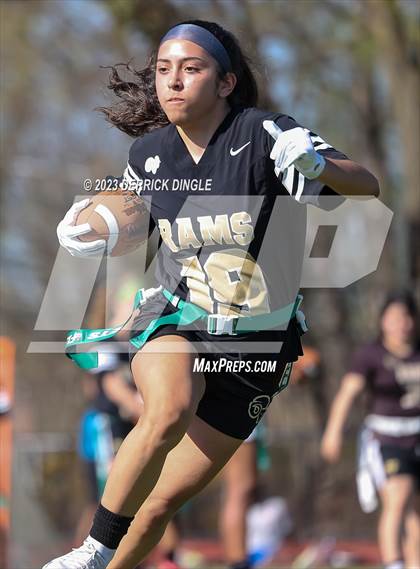 Thumbnail 3 in Valley Stream District vs. West Hempstead photogallery.