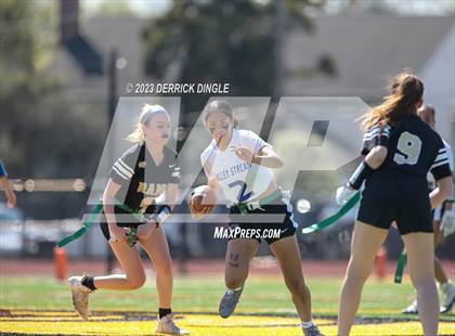 Thumbnail 2 in Valley Stream District vs. West Hempstead photogallery.