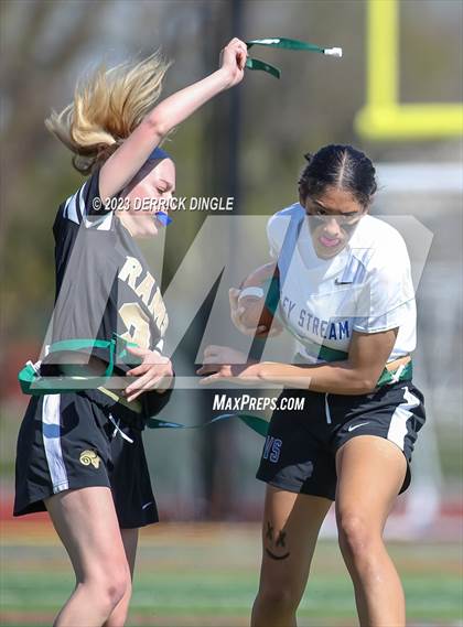 Thumbnail 2 in Valley Stream District vs. West Hempstead photogallery.