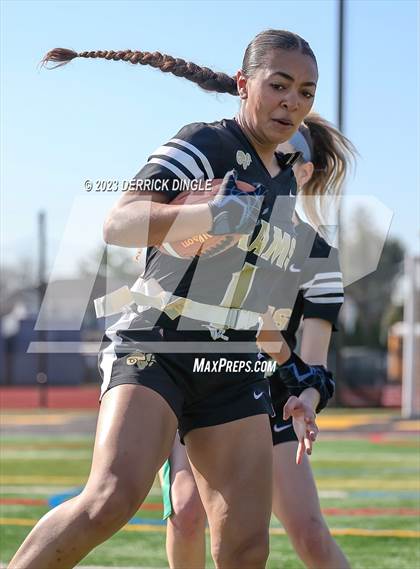Thumbnail 1 in Valley Stream District vs. West Hempstead photogallery.