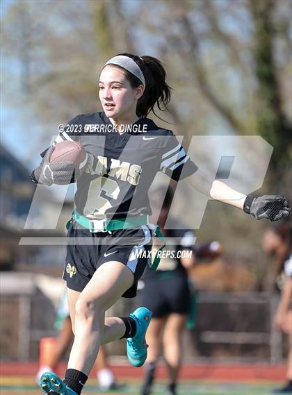 Thumbnail 2 in Valley Stream District vs. West Hempstead photogallery.