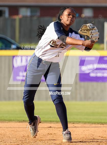 Thumbnail 2 in Olive Branch @ DeSoto Central photogallery.