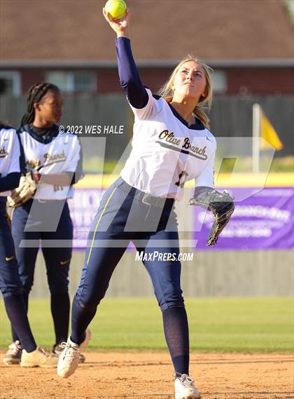 Thumbnail 1 in Olive Branch @ DeSoto Central photogallery.