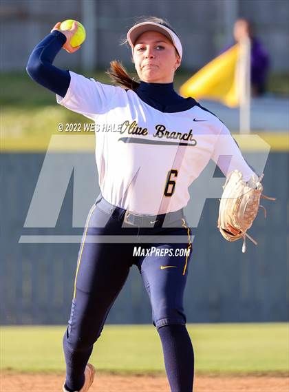 Thumbnail 1 in Olive Branch @ DeSoto Central photogallery.