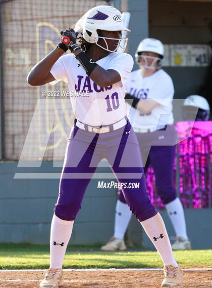 Thumbnail 2 in Olive Branch @ DeSoto Central photogallery.