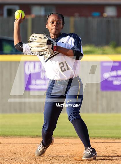 Thumbnail 1 in Olive Branch @ DeSoto Central photogallery.