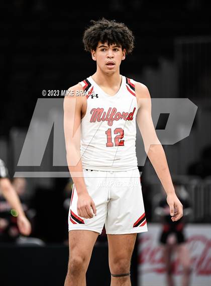 Thumbnail 2 in Winchester vs Milford ( Andrew James Lawson Foundation Invitational at TD Garden) photogallery.