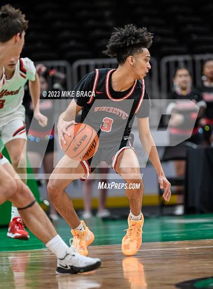 Thumbnail 1 in Winchester vs Milford ( Andrew James Lawson Foundation Invitational at TD Garden) photogallery.