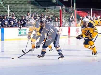 Thumbnail 3 in Xaverian Brothers vs Malden Catholic (Frozen Fenway) photogallery.