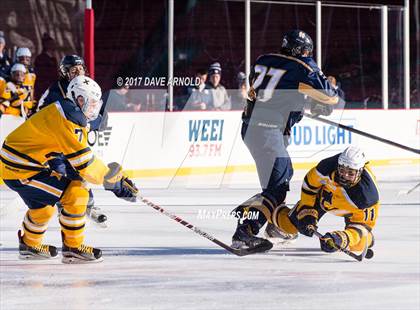 Thumbnail 3 in Xaverian Brothers vs Malden Catholic (Frozen Fenway) photogallery.