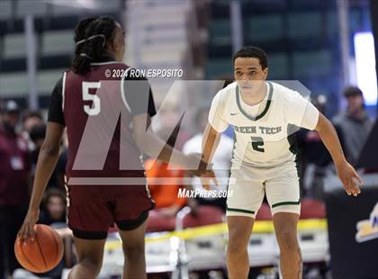 Thumbnail 2 in Kingston vs Green Tech (NYSPHSAA Class AAA Semifinal) photogallery.