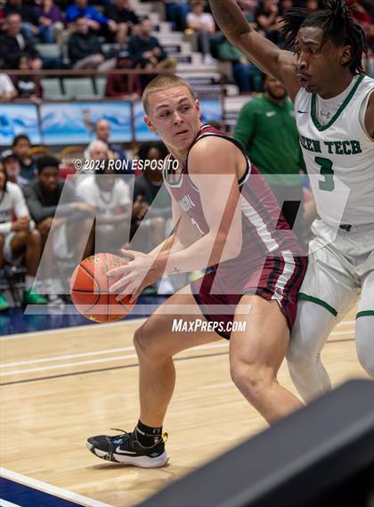 Thumbnail 2 in Kingston vs Green Tech (NYSPHSAA Class AAA Semifinal) photogallery.