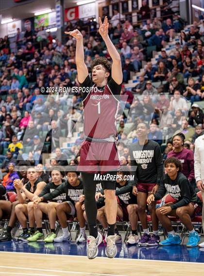 Thumbnail 2 in Kingston vs Green Tech (NYSPHSAA Class AAA Semifinal) photogallery.